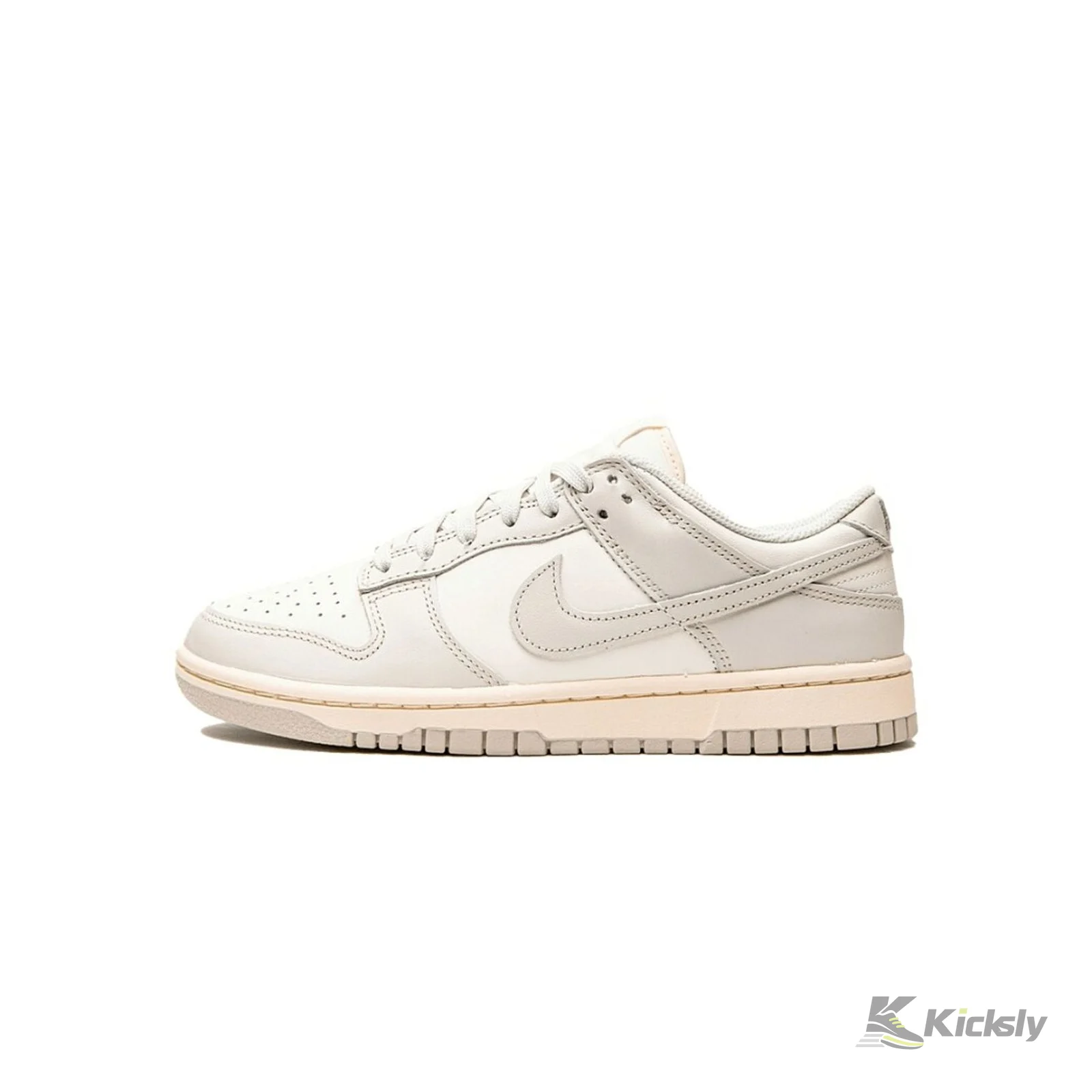 Nike Dunk Low Sail Light Bone (Women's)