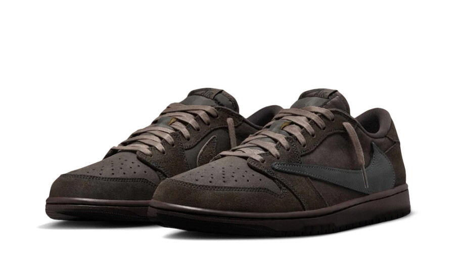 Jordan 1 Retro Low OG SP "Travis Scott Velvet Brown" 2