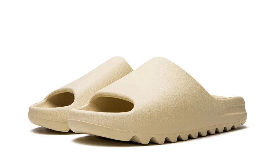 Yeezy Slide "Bone" 2