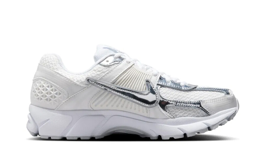 Nike Zoom Vomero 5 Chrome Toe (W) 2