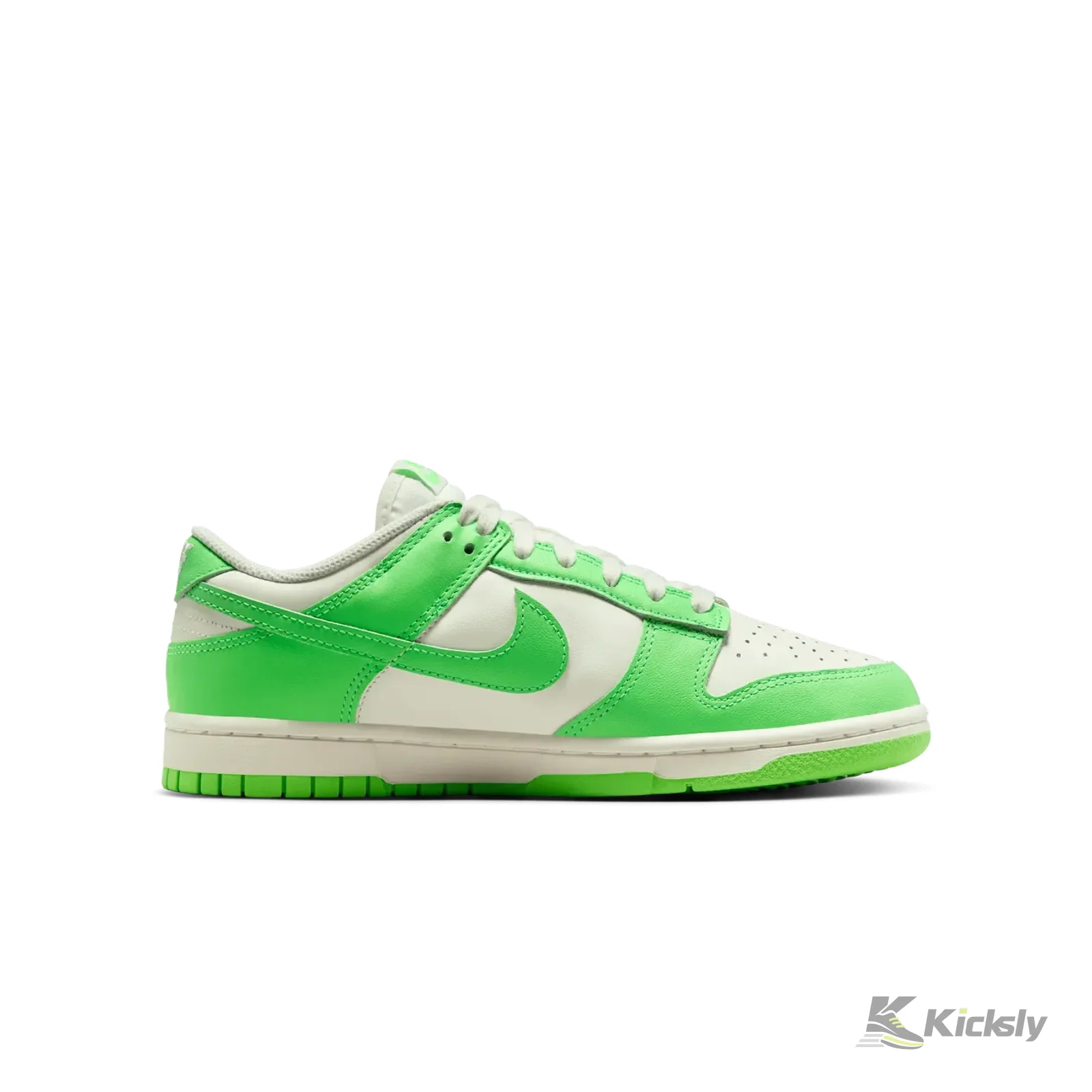 Nike Dunk Low Green Strike (W) 2