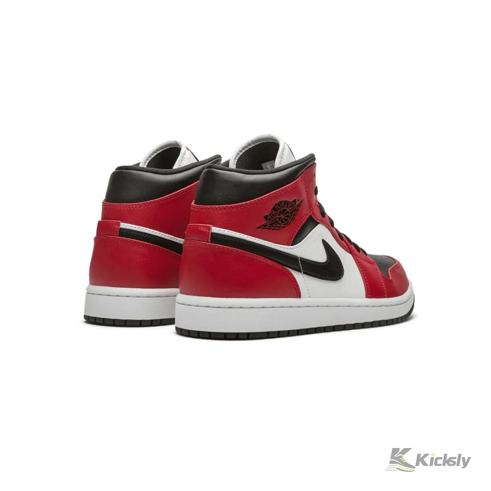 Jordan 1 Mid "Chicago Black Toe" 3