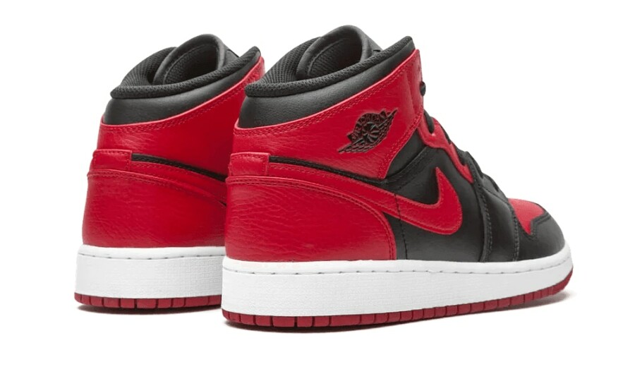 Jordan 1 Mid "Banned" (GS) 3
