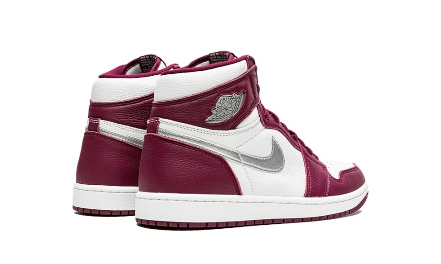 Jordan 1 High OG "Bordeaux" 3