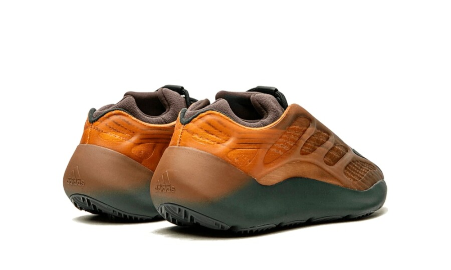 adidas Yeezy 700 V3 Copper Fade 3