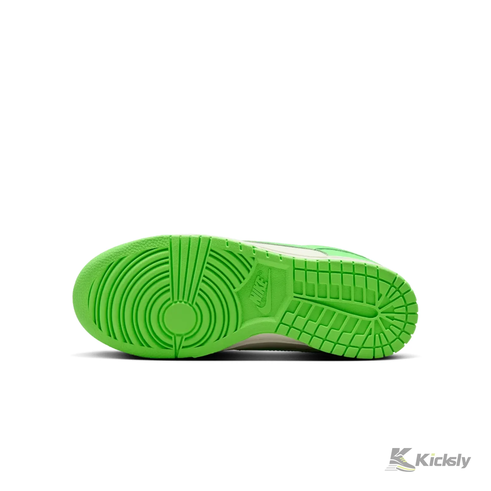 Nike Dunk Low Green Strike (W) 3
