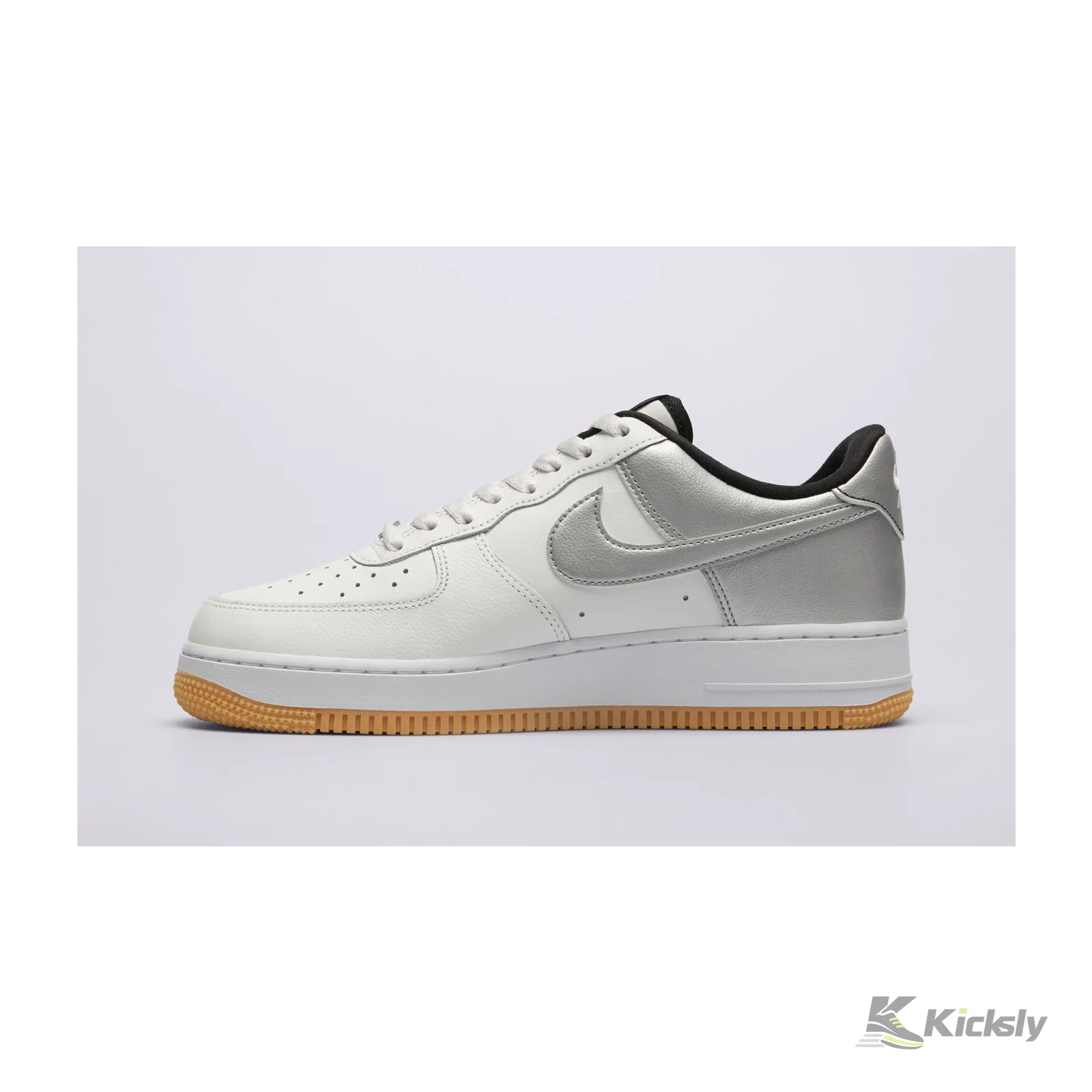 Nike Air Force 1 Low '07 LV8 White Black Metallic Silver 3