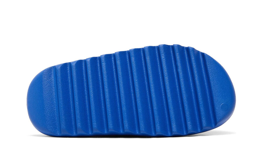 Yeezy Slide "Azure" 3