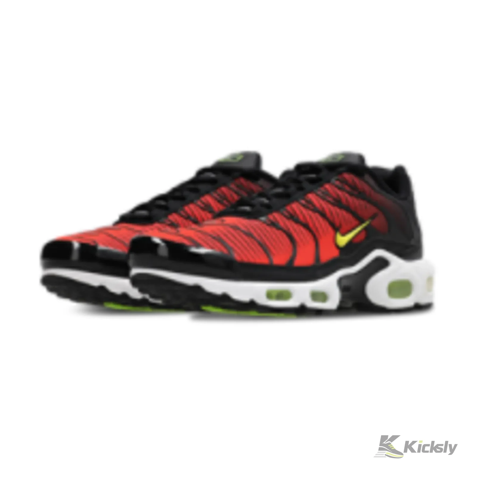 Nike Air Max Plus Light Crimson 3