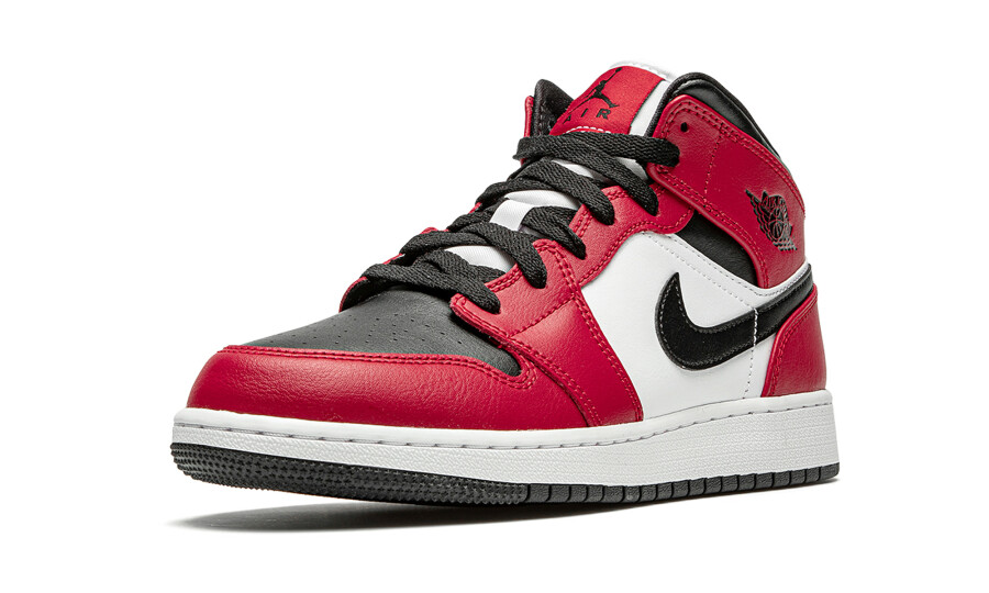 Jordan 1 Mid "Chicago Black Toe" (GS) 4