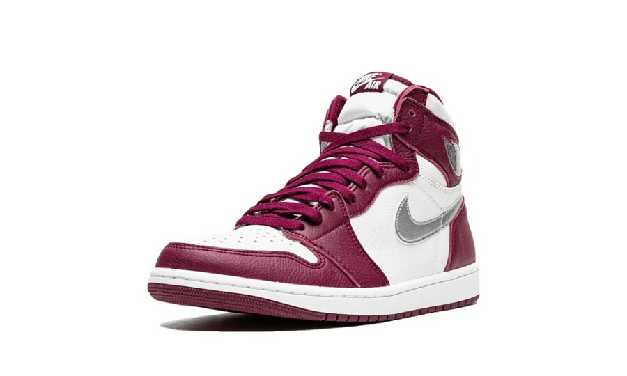Jordan 1 High OG "Bordeaux" 4