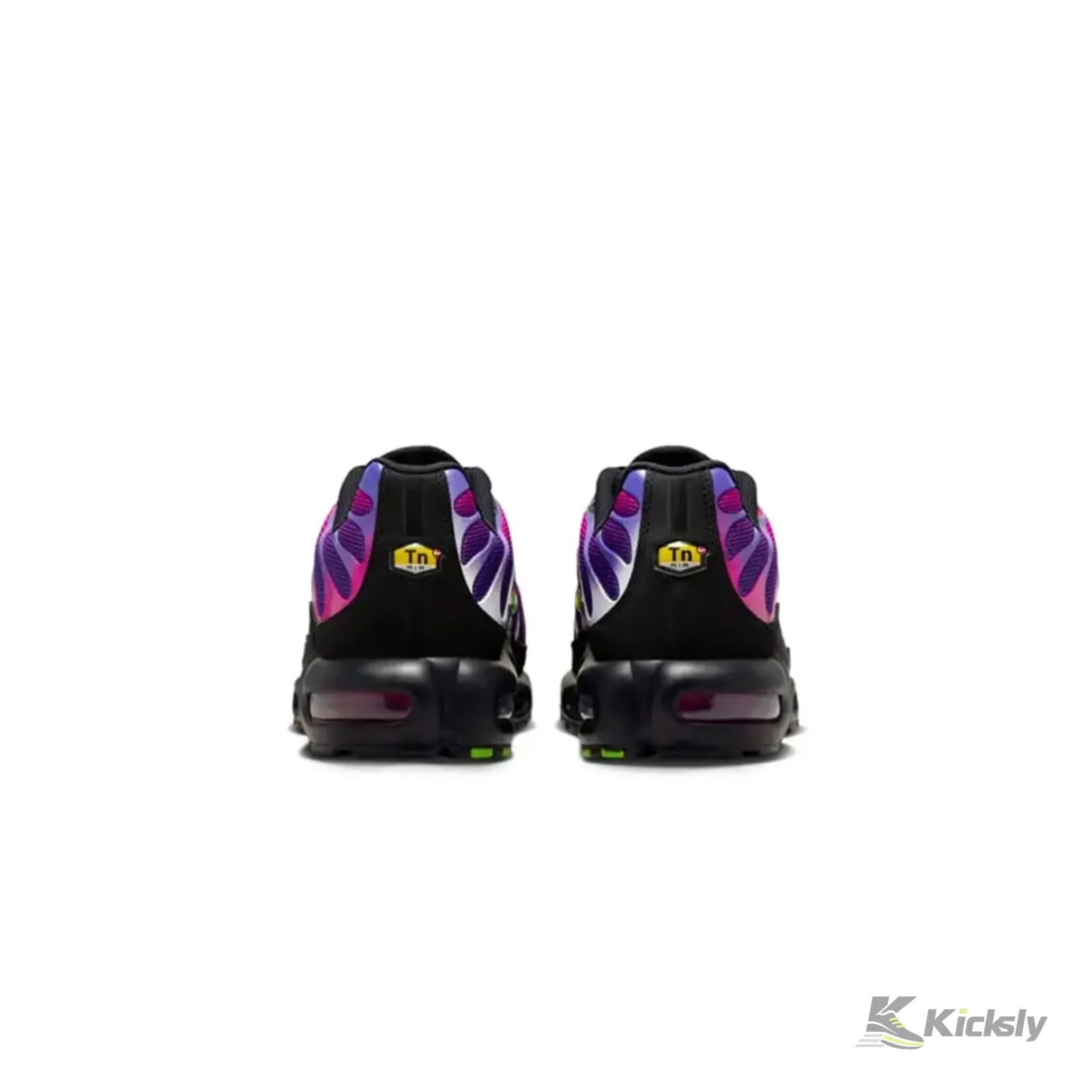 Nike Air Max Plus Rebellious Air Fireberry 4