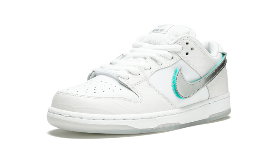 Nike SB Dunk Low Diamond Supply Co. White Diamond 4