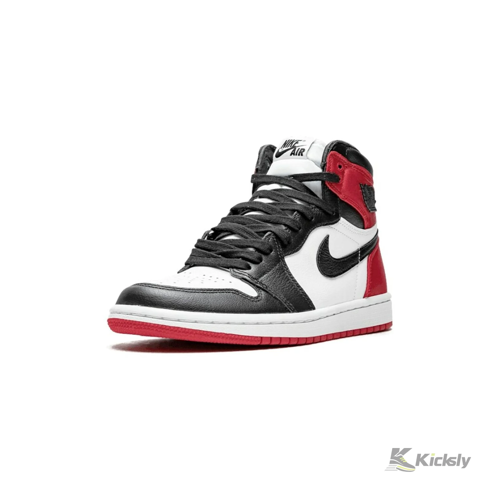 Jordan 1 Retro High "Satin Black Toe" 4