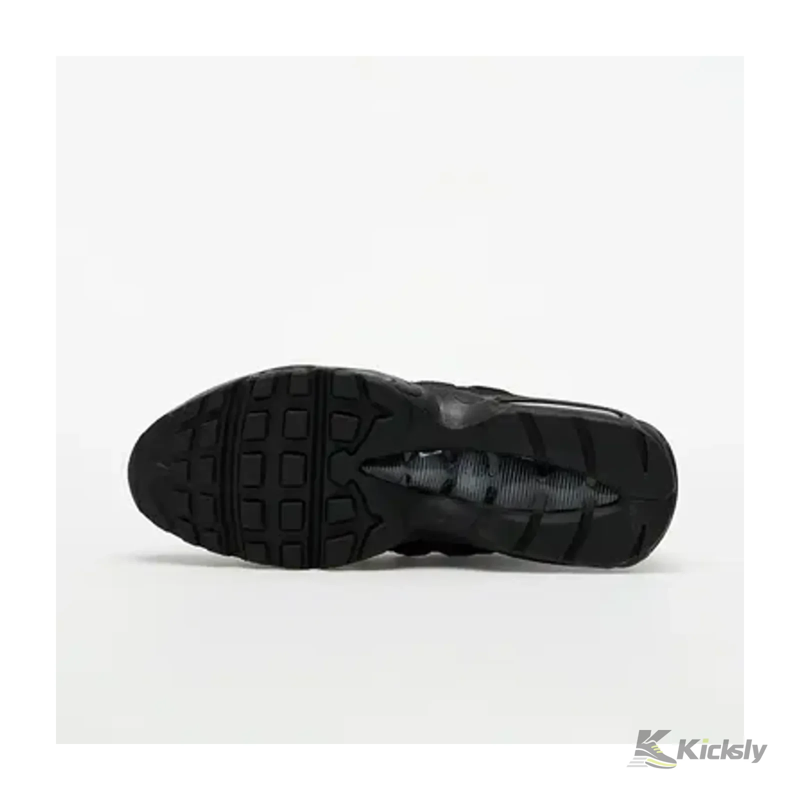 Nike Air Max 95 Essential Triple Black 4