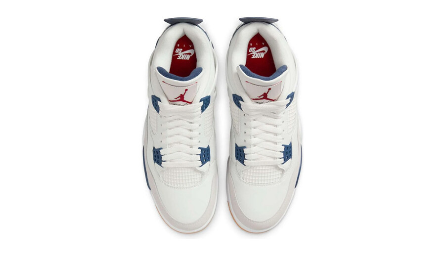 Nike SB x Jordan 4 Retro "Navy" 4