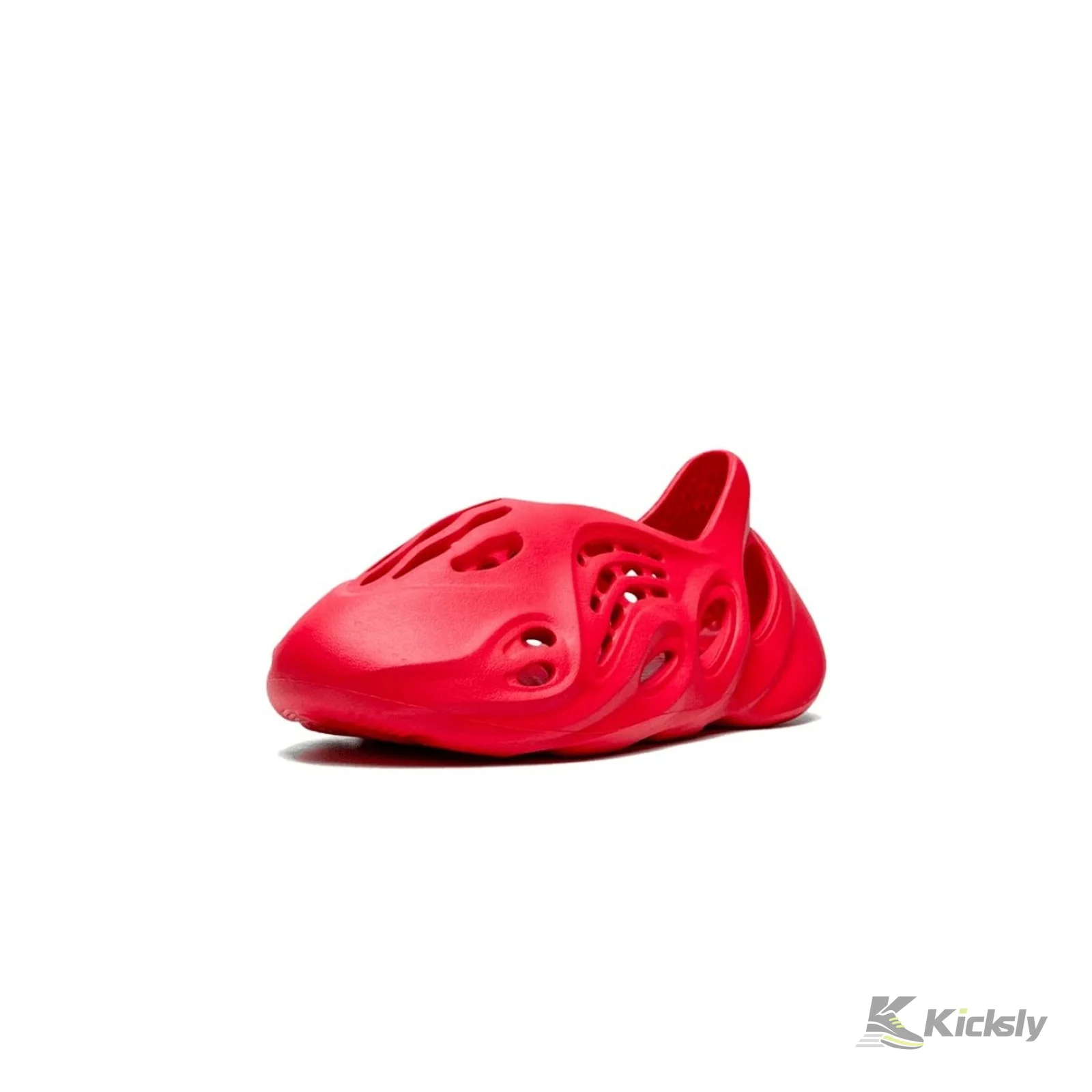 Yeezy Foam RNNR "Vermillion" 4