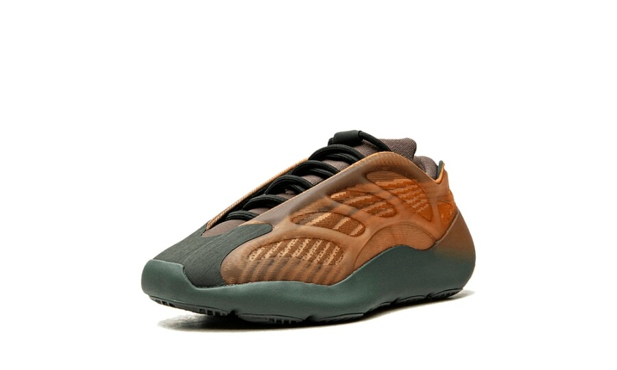 adidas Yeezy 700 V3 Copper Fade 4