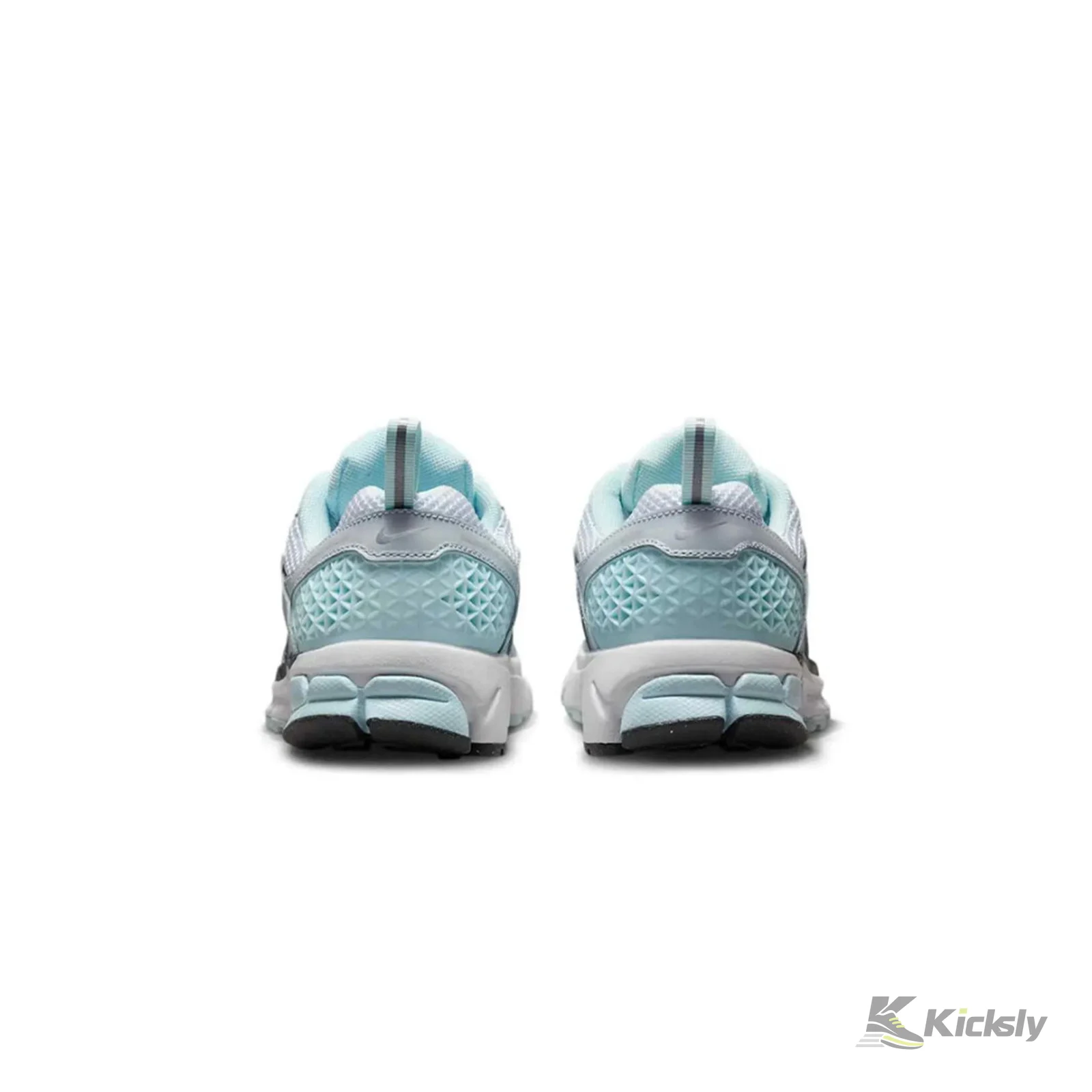 Nike Vomero 5 Pure Platinum Glacier Blue Wolf Grey Metallic Silver (GS) 4
