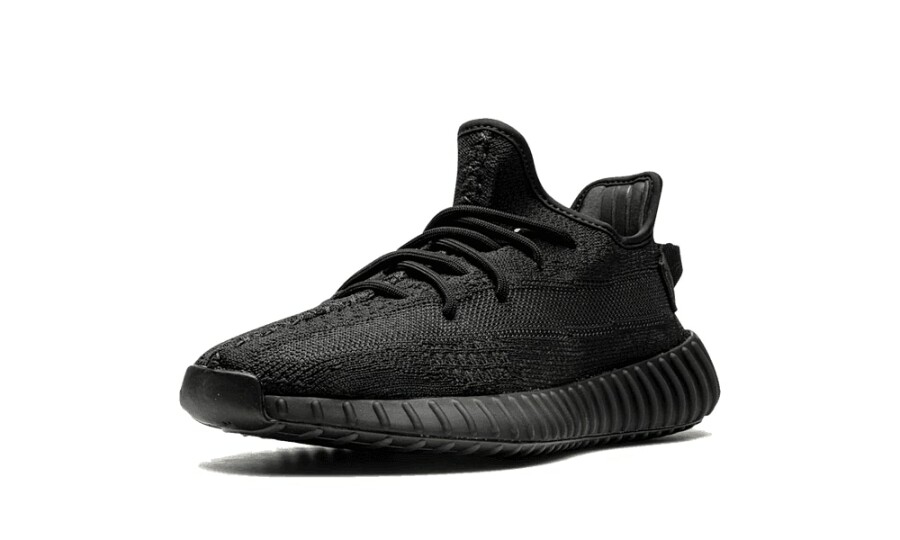 Yeezy Boost 350 V2 "Onyx" 4