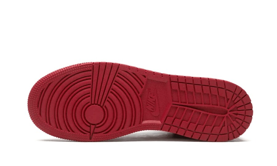 Jordan 1 Mid "Banned" (GS) 5