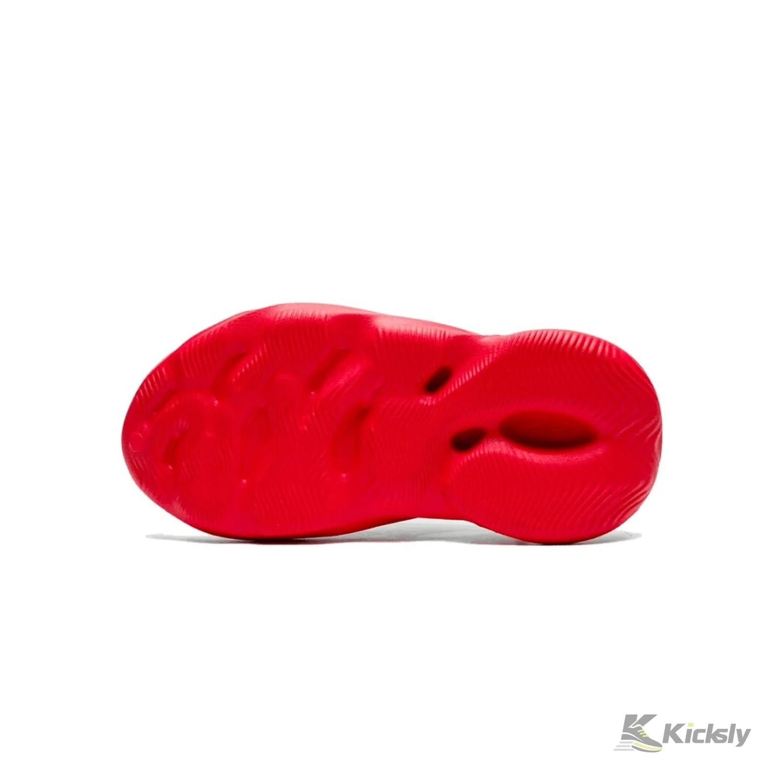 Yeezy Foam RNNR "Vermillion" 5