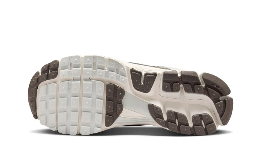 Nike(WMNS) Air Zoom Vomero 5 'Light Bone Ironstone' 5