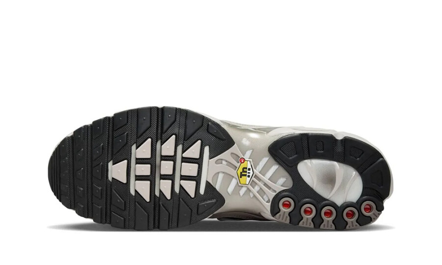 Nike Air Max Plus "Year of the Snake" 6